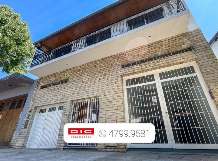 Local comercial · 422m² · 6 Ambientes · 1 Cochera