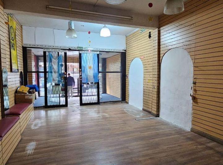 Local comercial · 110m²
