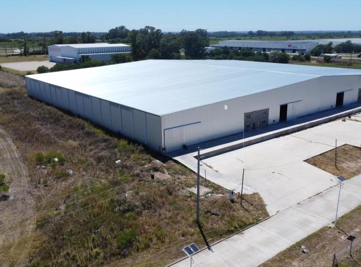 Depósito · 6600m²