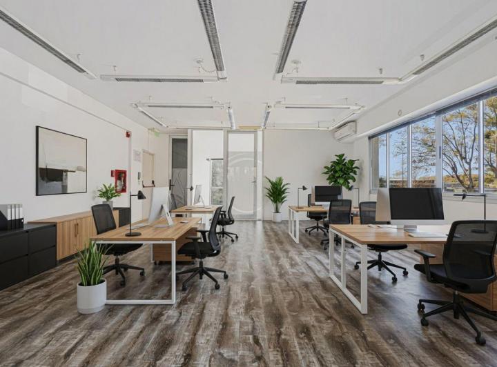 Oficina comercial · 102m² · 5 Ambientes · 2 Cocheras