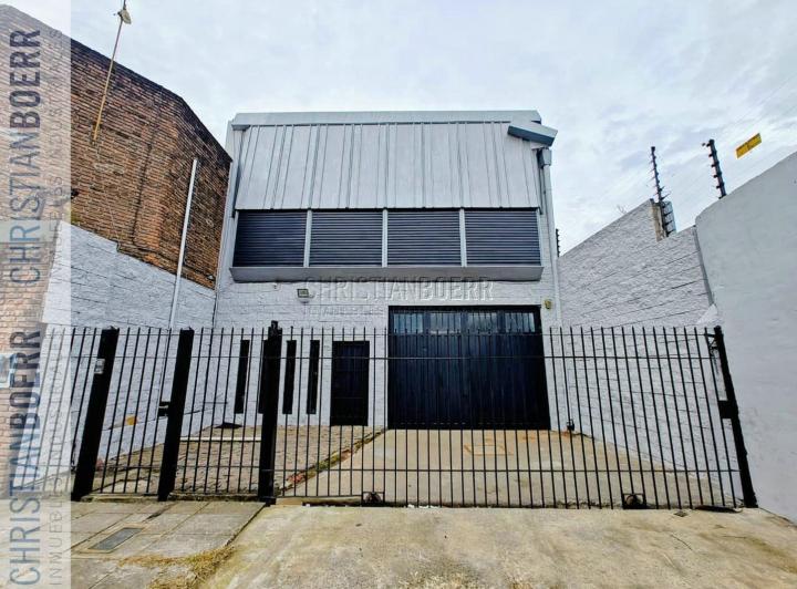 Bodega-Galpón · 583m² · 2 Ambientes