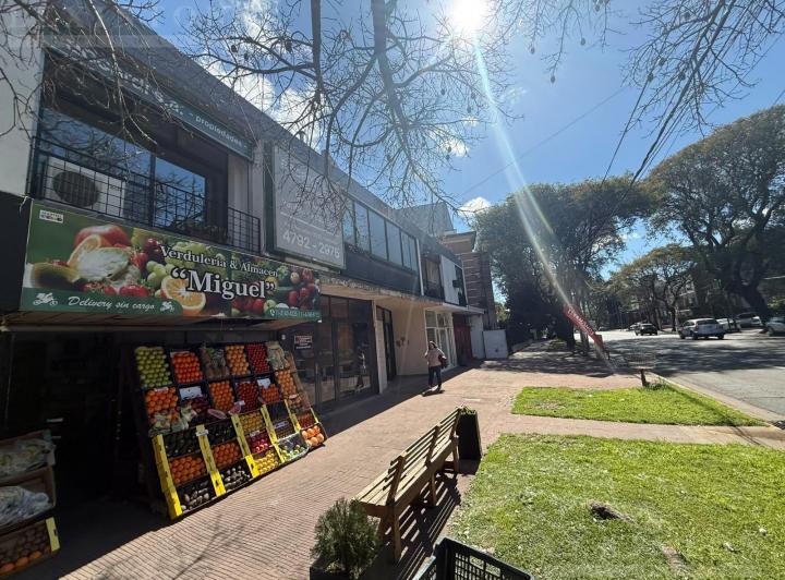 Local comercial · 56m²