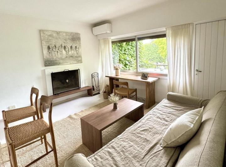 Departamento · 40m² · 2 Ambientes · 1 Cochera
