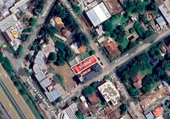 Terreno · 300m²