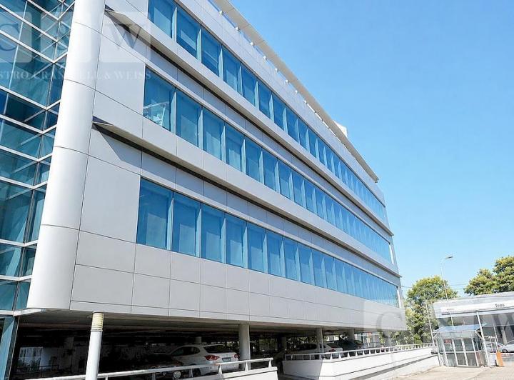 Oficina comercial · 595m² · 10 Cocheras