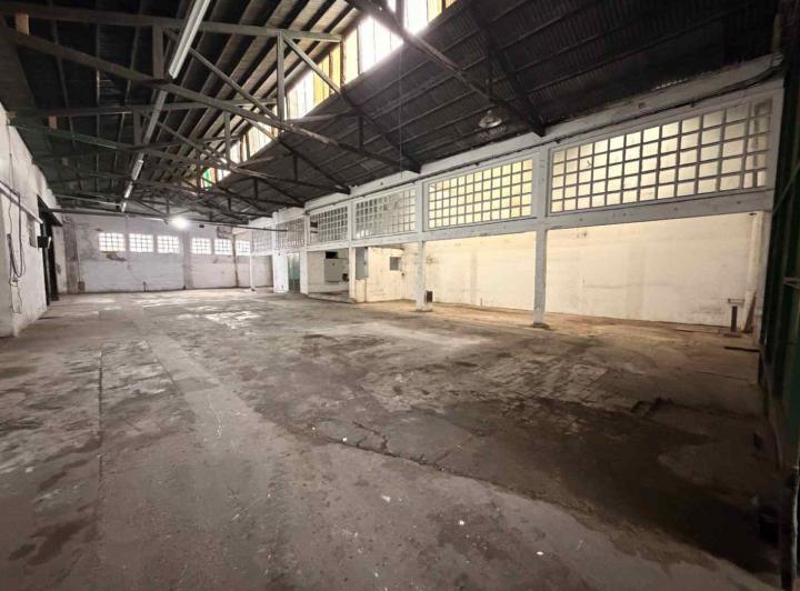 Bodega-Galpón · 485m²