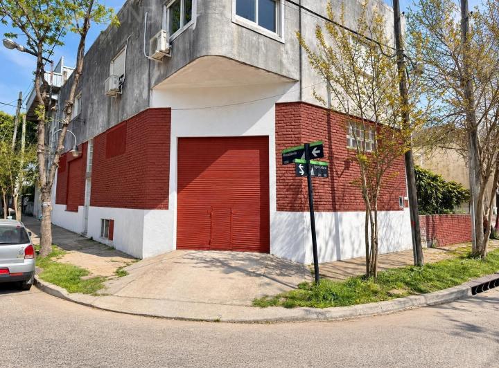 Bodega-Galpón · 127m²