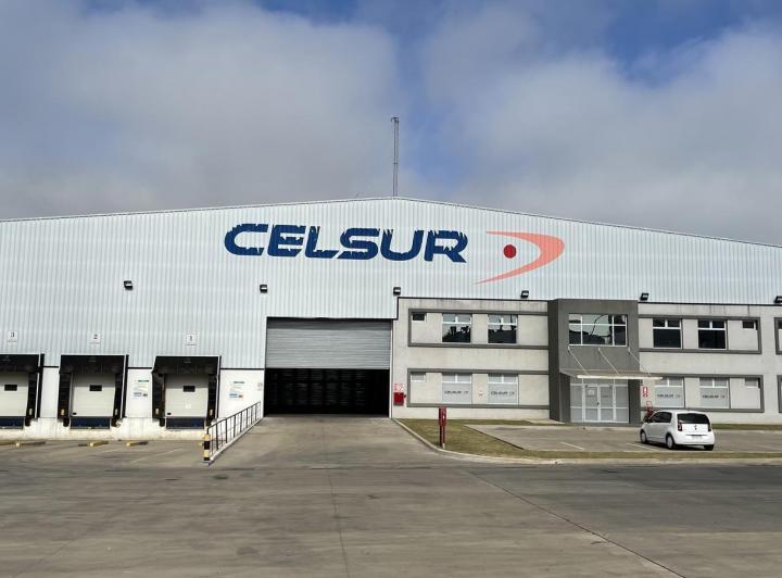 Depósito · 10000m²