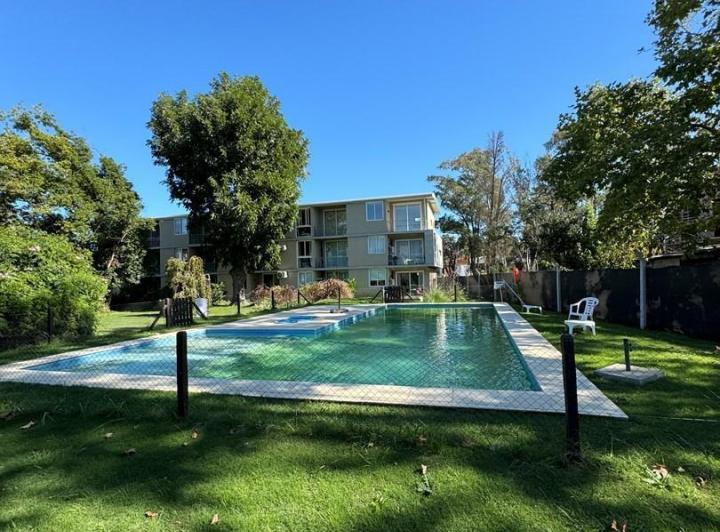 Departamento · 60m² · 2 Ambientes · 1 Cochera