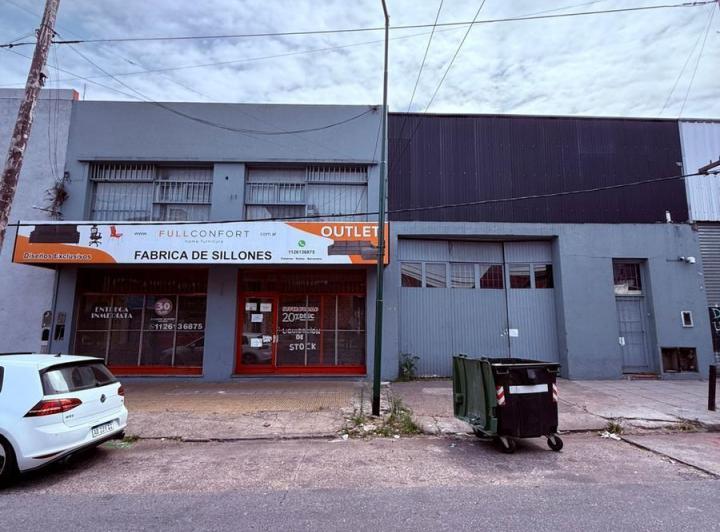 Local comercial · 1000m²