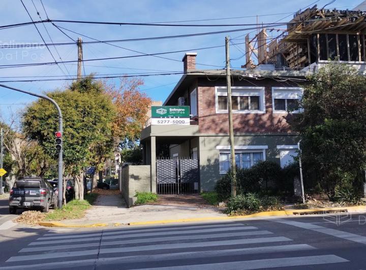 Local comercial · 150m² · 4 Ambientes · 1 Cochera