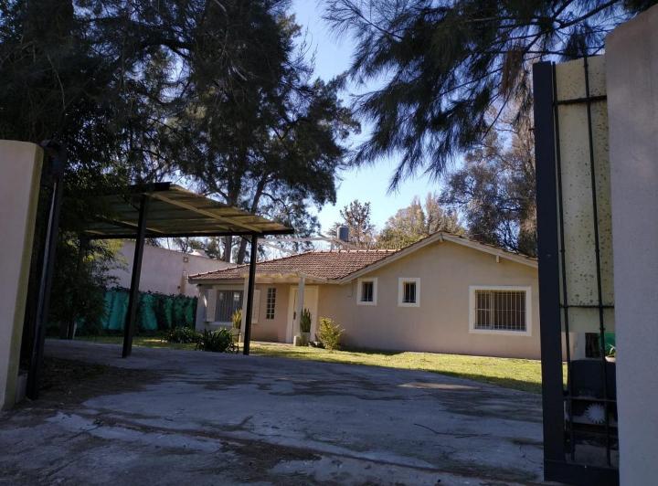 Casa · 140m² · 4 Ambientes · 1 Cochera