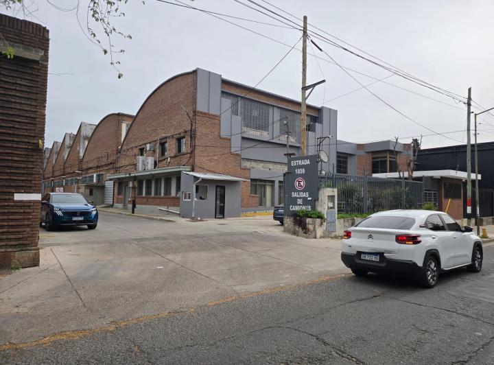 Depósito · 750m²