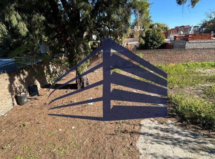 Terreno · 750m²