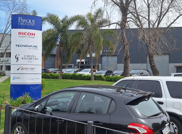 Depósito · 260m² · 1 Ambiente · 4 Cocheras