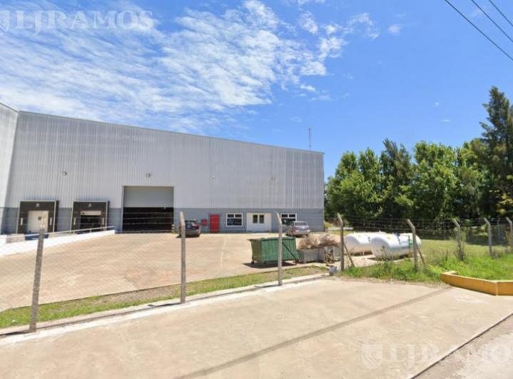 Depósito · 2000m²