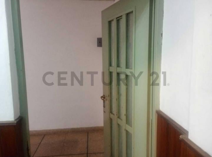 Oficina comercial · 1200m² · 2 Cocheras