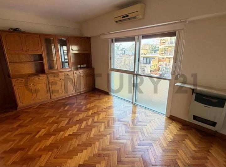 Local comercial · 36m² · 2 Ambientes · 1 Cochera