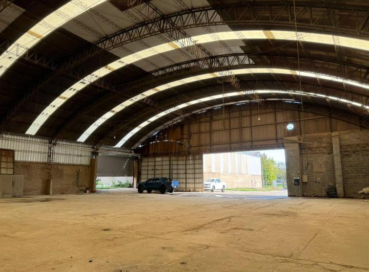 Bodega-Galpón · 1000m²