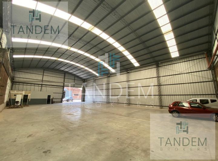 Depósito · 750m²