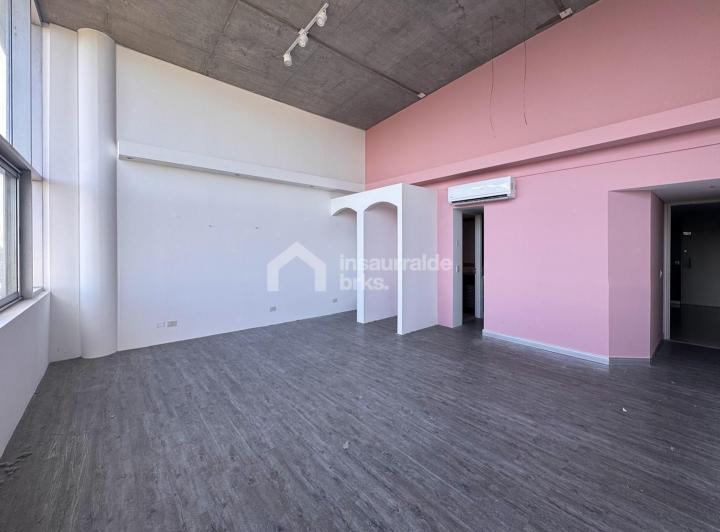 Oficina comercial · 44m² · 1 Cochera