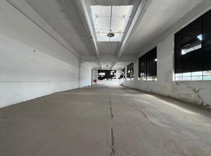 Oficina comercial · 477m² · 2 Cocheras