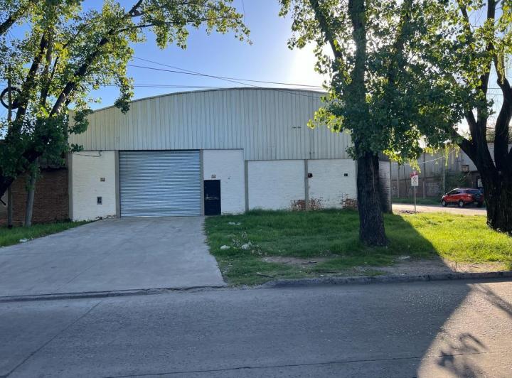Bodega-Galpón · 620m²