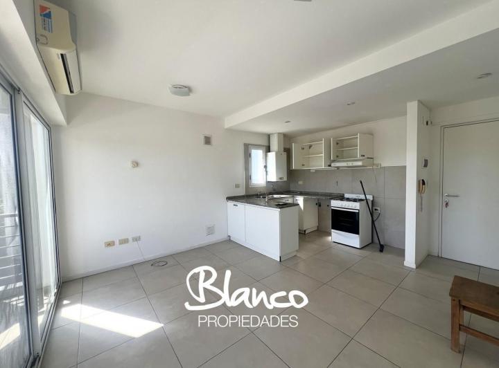 Departamento · 50m² · 2 Ambientes · 1 Cochera