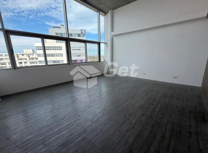 Oficina comercial · 44m² · 1 Cochera