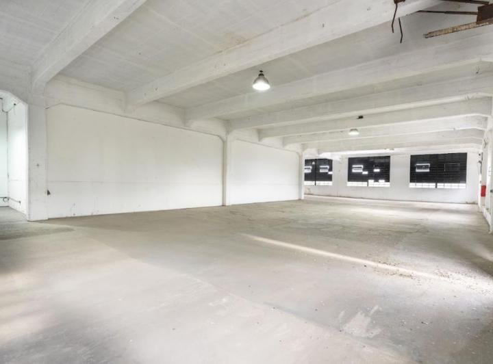 Bodega-Galpón · 477m²