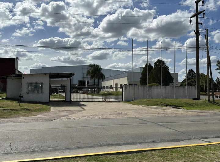 Bodega-Galpón · 3700m²