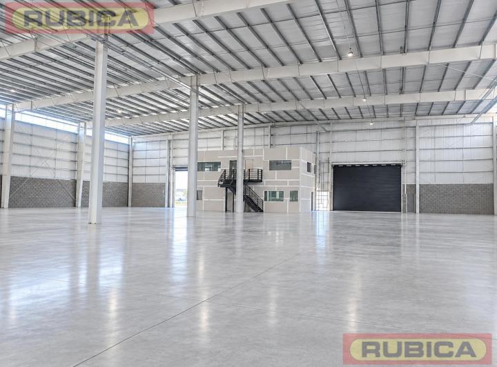 Bodega-Galpón · 2518m²