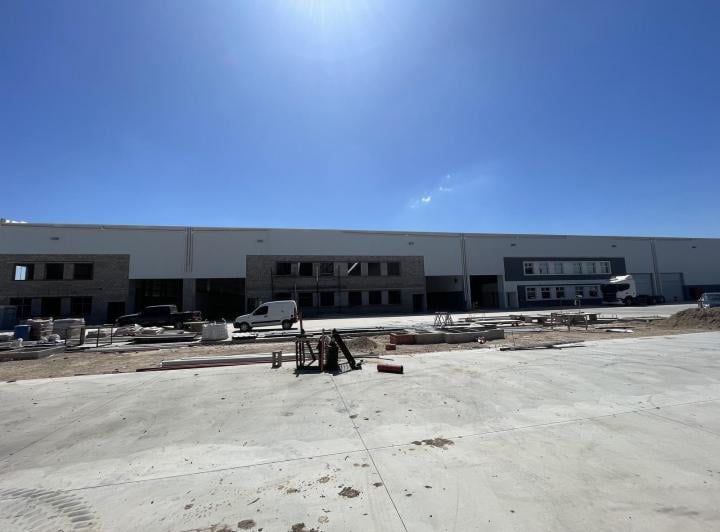 Depósito · 2000m²