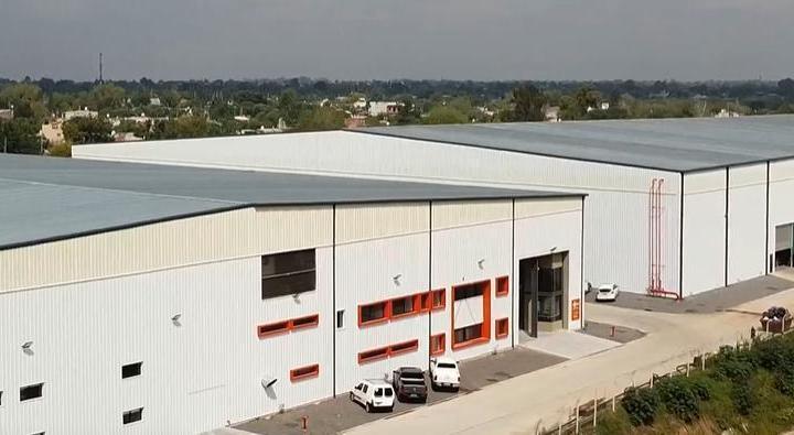 Depósito · 678m²