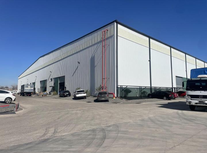 Depósito · 678m²