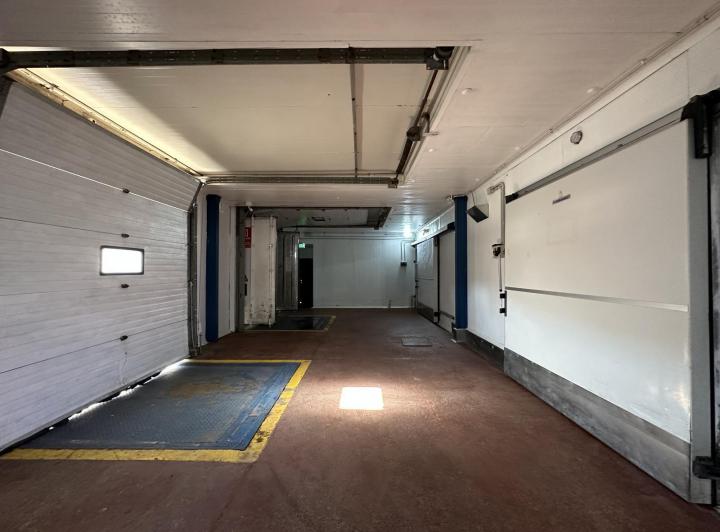 Depósito · 1725m²