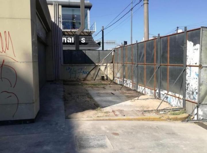 Terreno · 1336m²