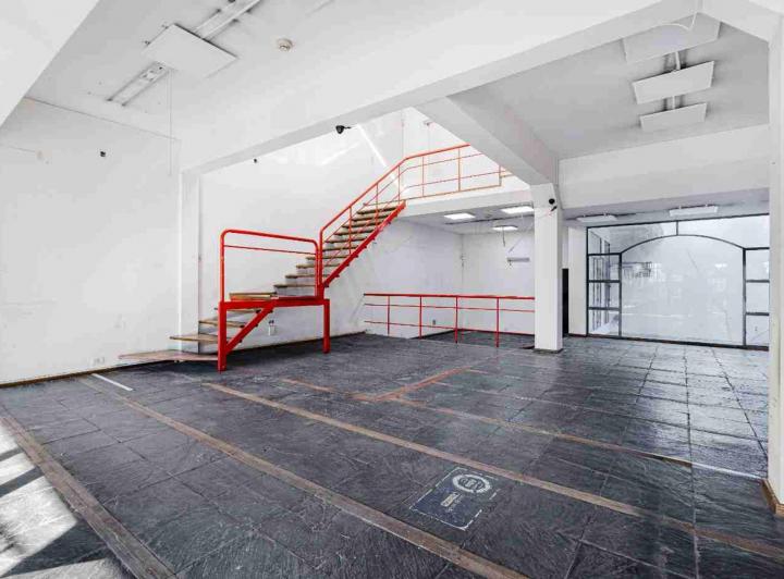 Local comercial · 265m²