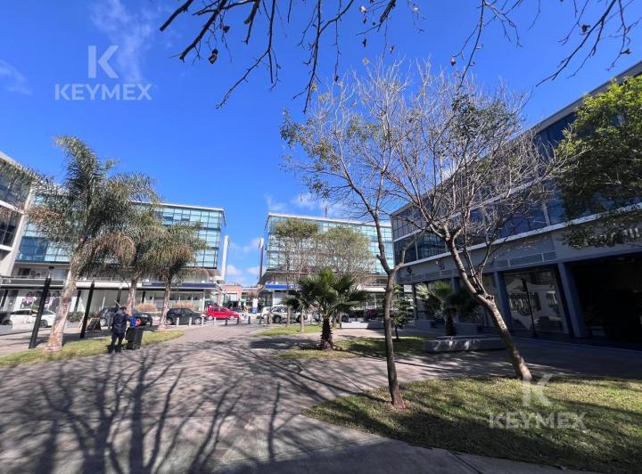 Local comercial · 106m² · 1 Ambiente · 2 Cocheras