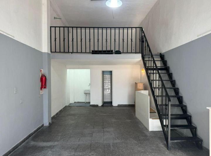 Local comercial · 52m²