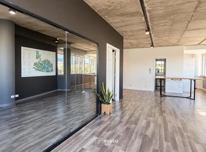 Oficina comercial · 78m² · 1 Cochera