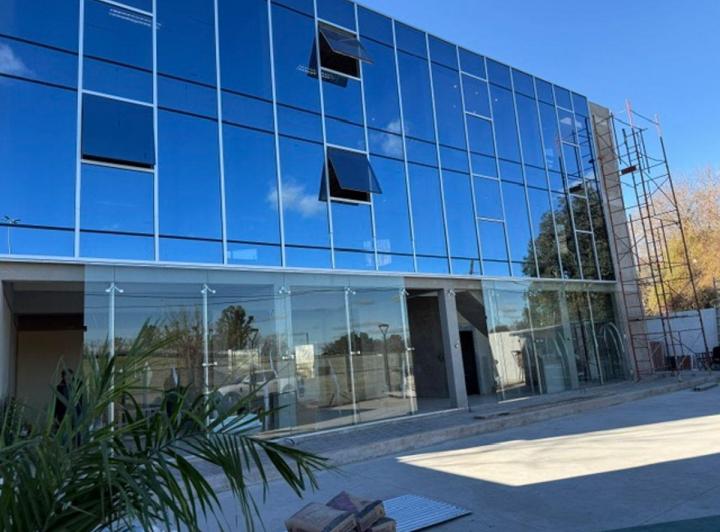 Edificio · 380m² · 8 Cocheras