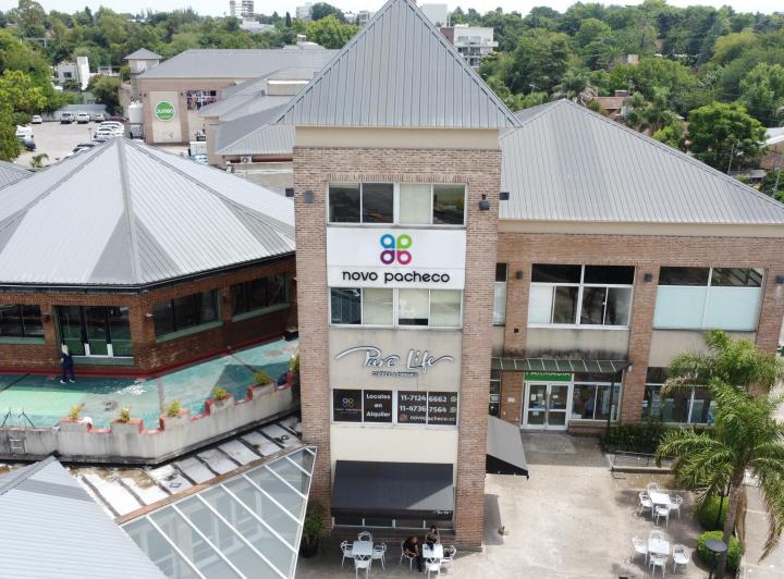 Local comercial · 270m²