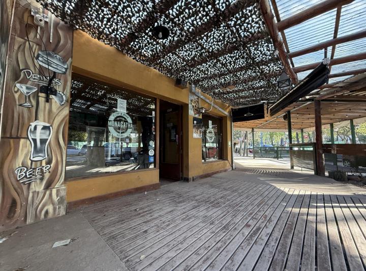 Local comercial · 82m² · 2 Ambientes