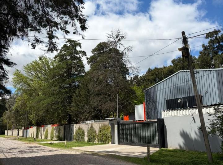 Bodega-Galpón · 180m²