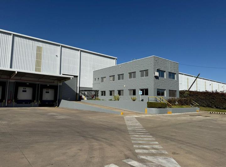 Local comercial · 6600m²