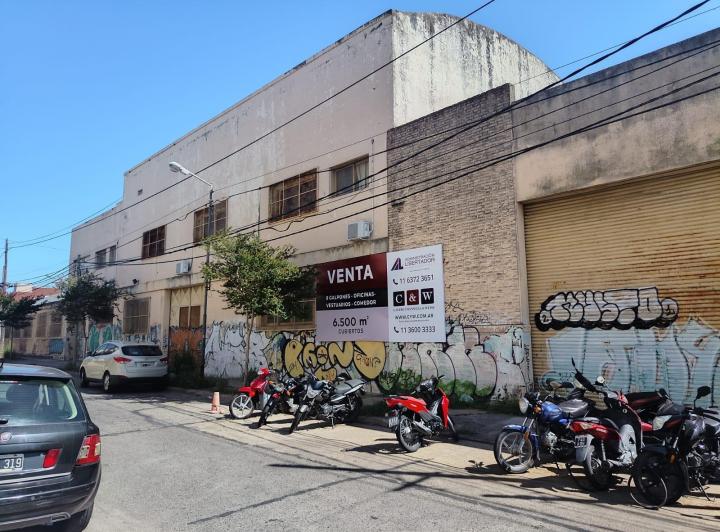 Bodega-Galpón · 5764m²