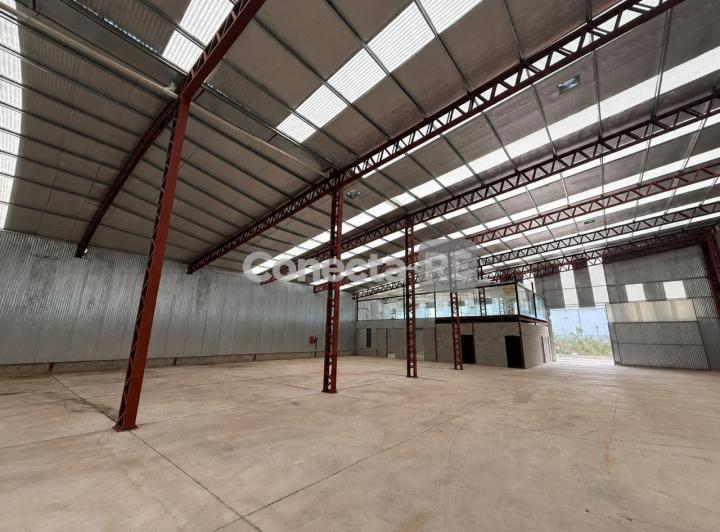 Depósito · 1300m²
