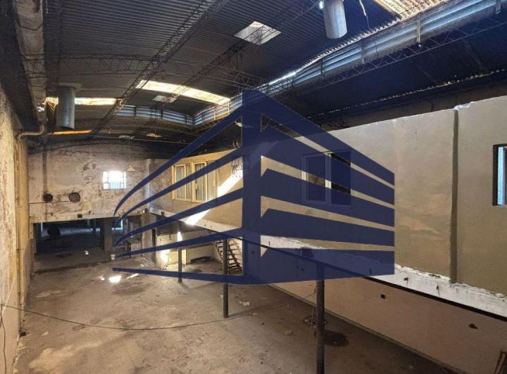 Bodega-Galpón · 575m²