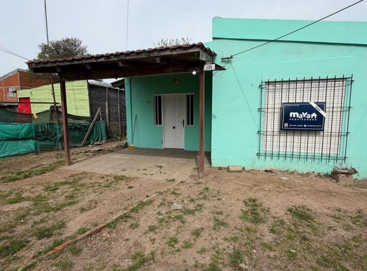 Casa · 370m² · 4 Ambientes · 1 Cochera